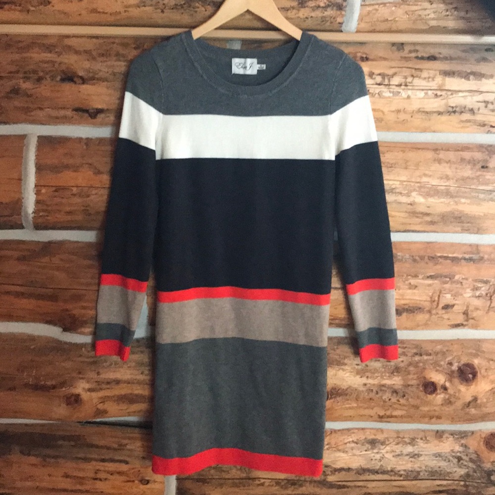 Eliza J long sleeves sweater dress